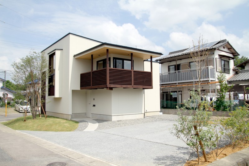 小屋名の家